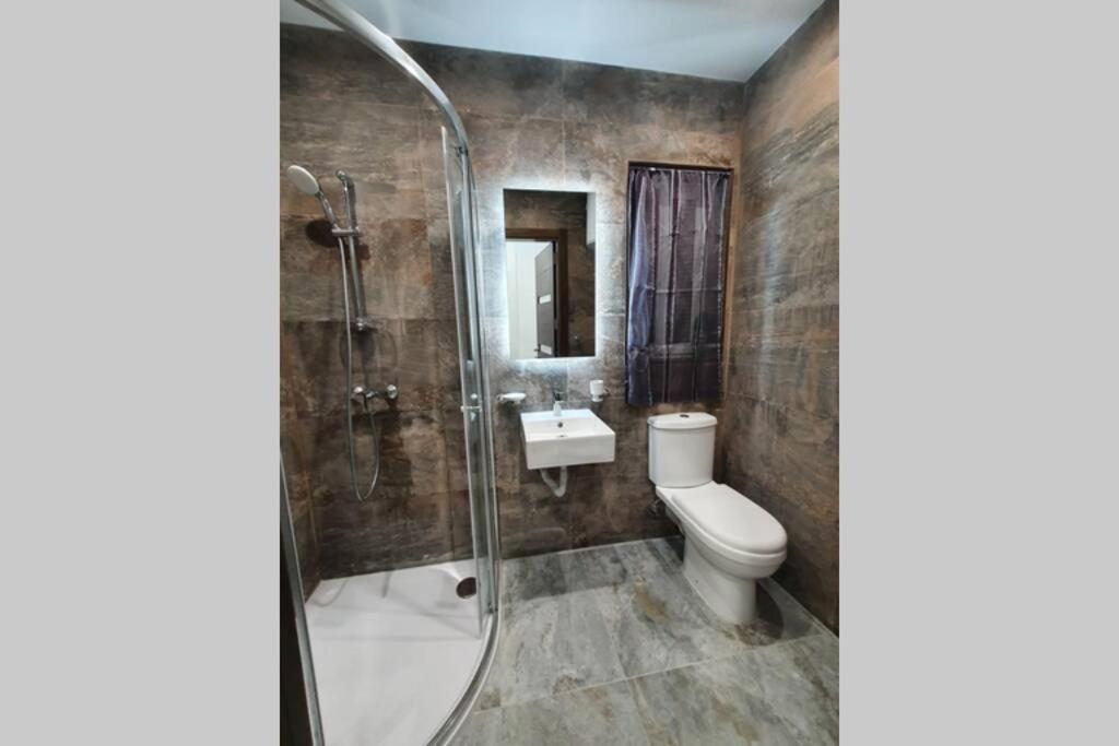 Seaview 2 Double Bedroom Modern Apartment セント・ポールズ・ベイ エクステリア 写真