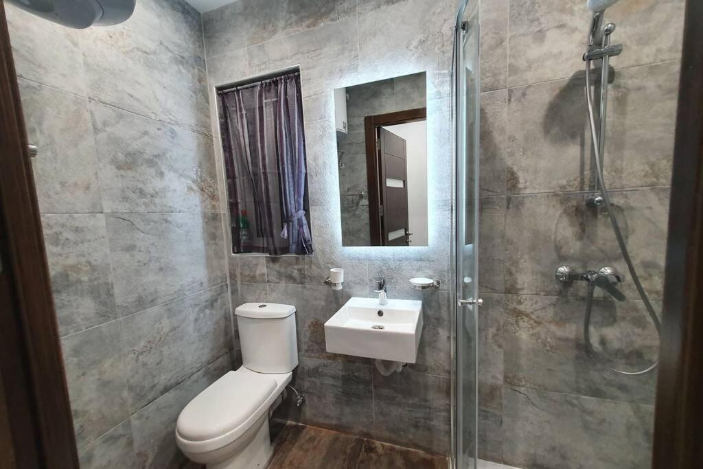 Seaview 2 Double Bedroom Modern Apartment セント・ポールズ・ベイ エクステリア 写真